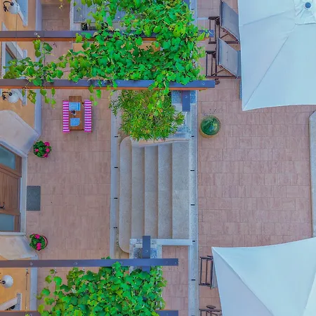 Villa Christina With Pool, Jacuzzi And Sauna