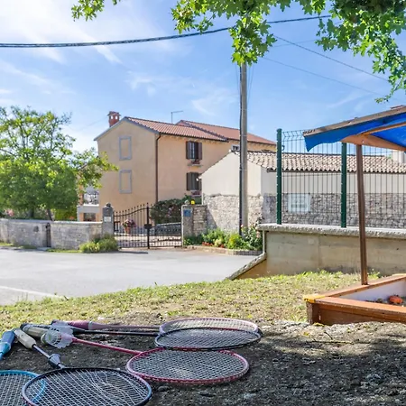 Villa Christina With Pool, Jacuzzi And Sauna *